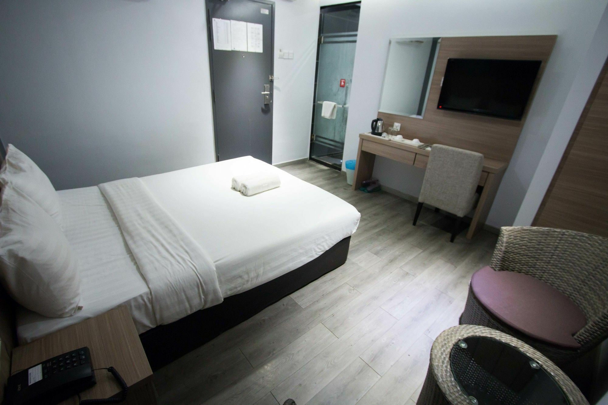 Hotel 99 Pusat Bandar Puchong Exterior foto